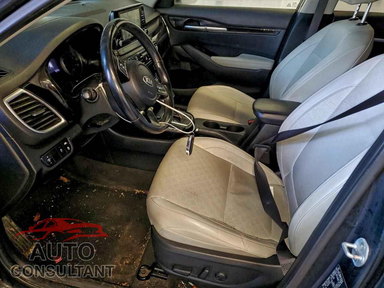 KIA SELTOS 2021 - KNDERCAA6M7192445