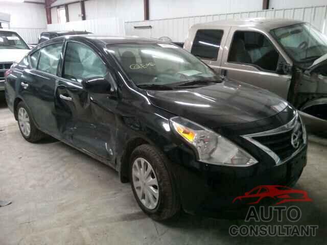 NISSAN VERSA 2015 - 3N1CN7AP3FL927642