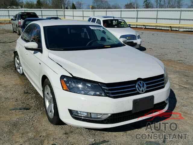 VOLKSWAGEN PASSAT 2015 - 1VWAS7A34FC100784