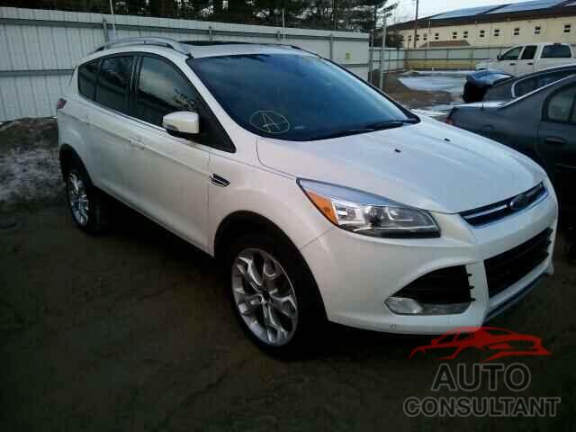 FORD ESCAPE 2016 - 1FMCU0J93GUA02614