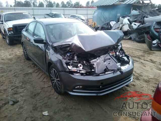 VOLKSWAGEN JETTA 2016 - 3VWD17AJ0GM260045