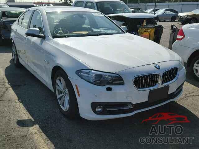 BMW 5 SERIES 2015 - WBA5A5C52FD523638