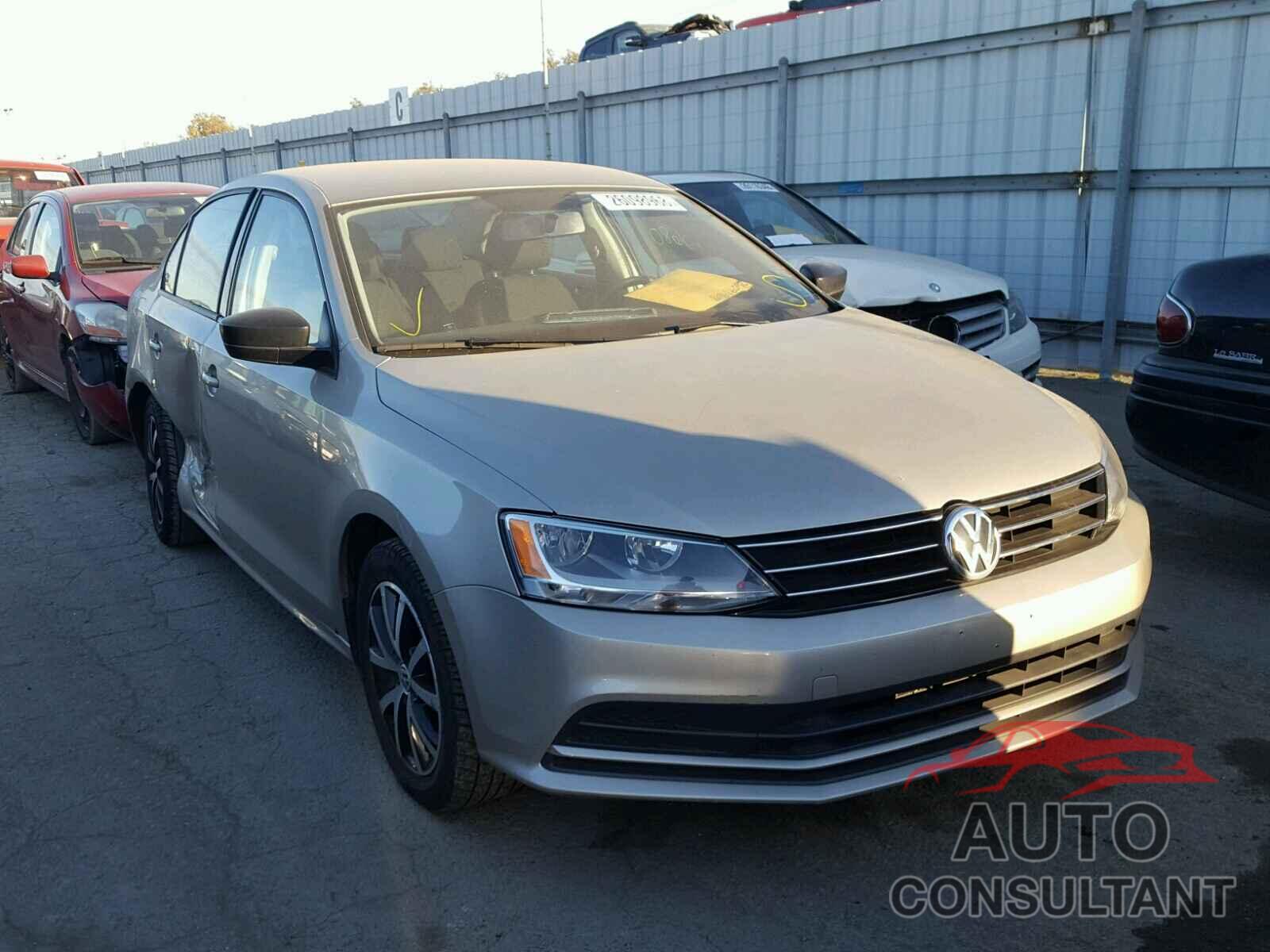 VOLKSWAGEN JETTA 2016 - 3VWD67AJ4GM317753