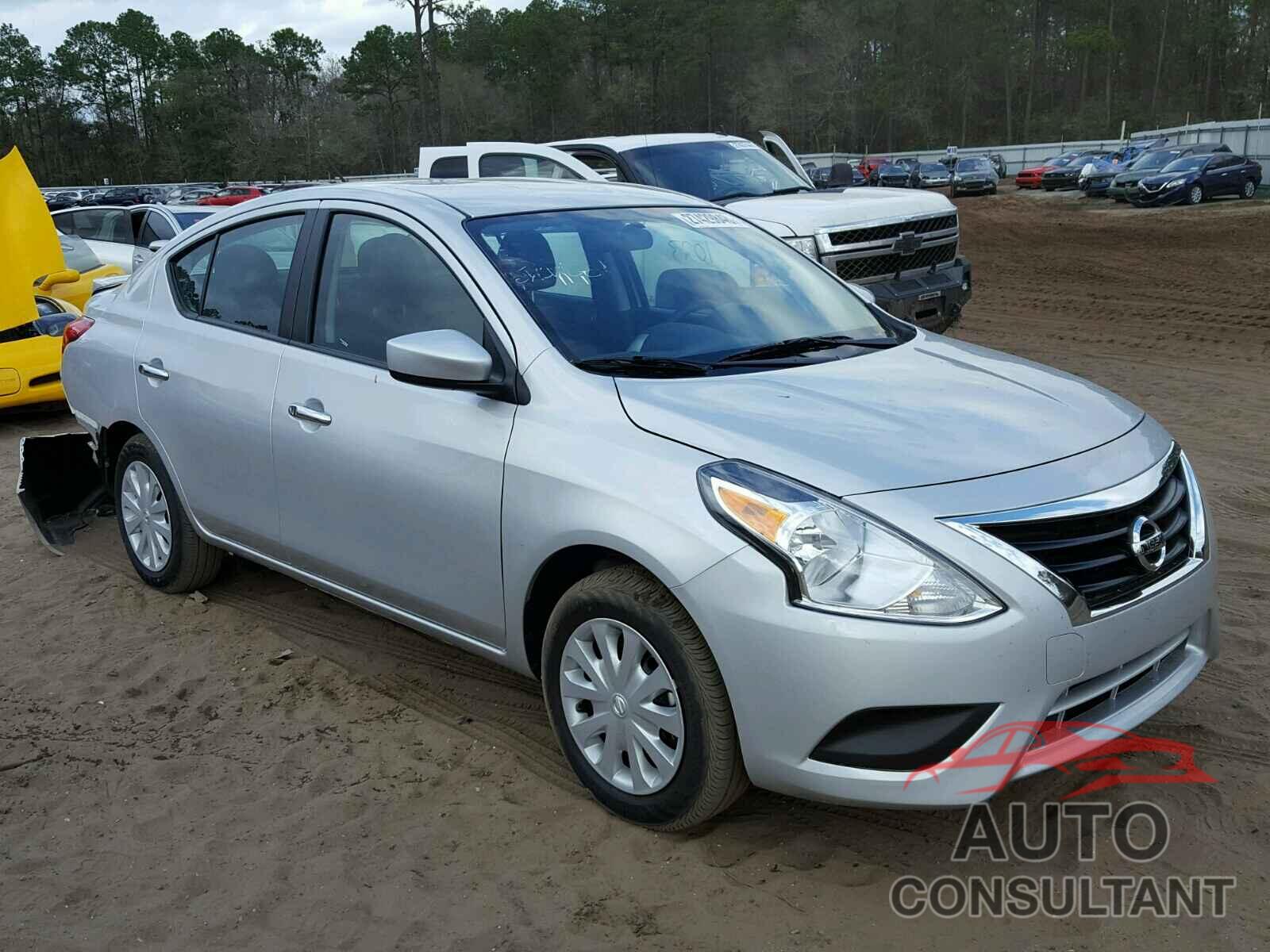 NISSAN VERSA 2018 - 3N1CN7APXJL842340