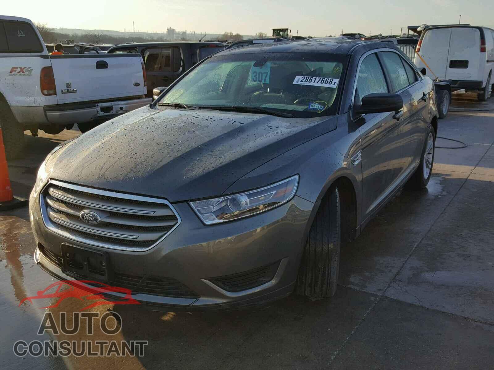 FORD TAURUS 2015 - 1FAHP2D90FG148884