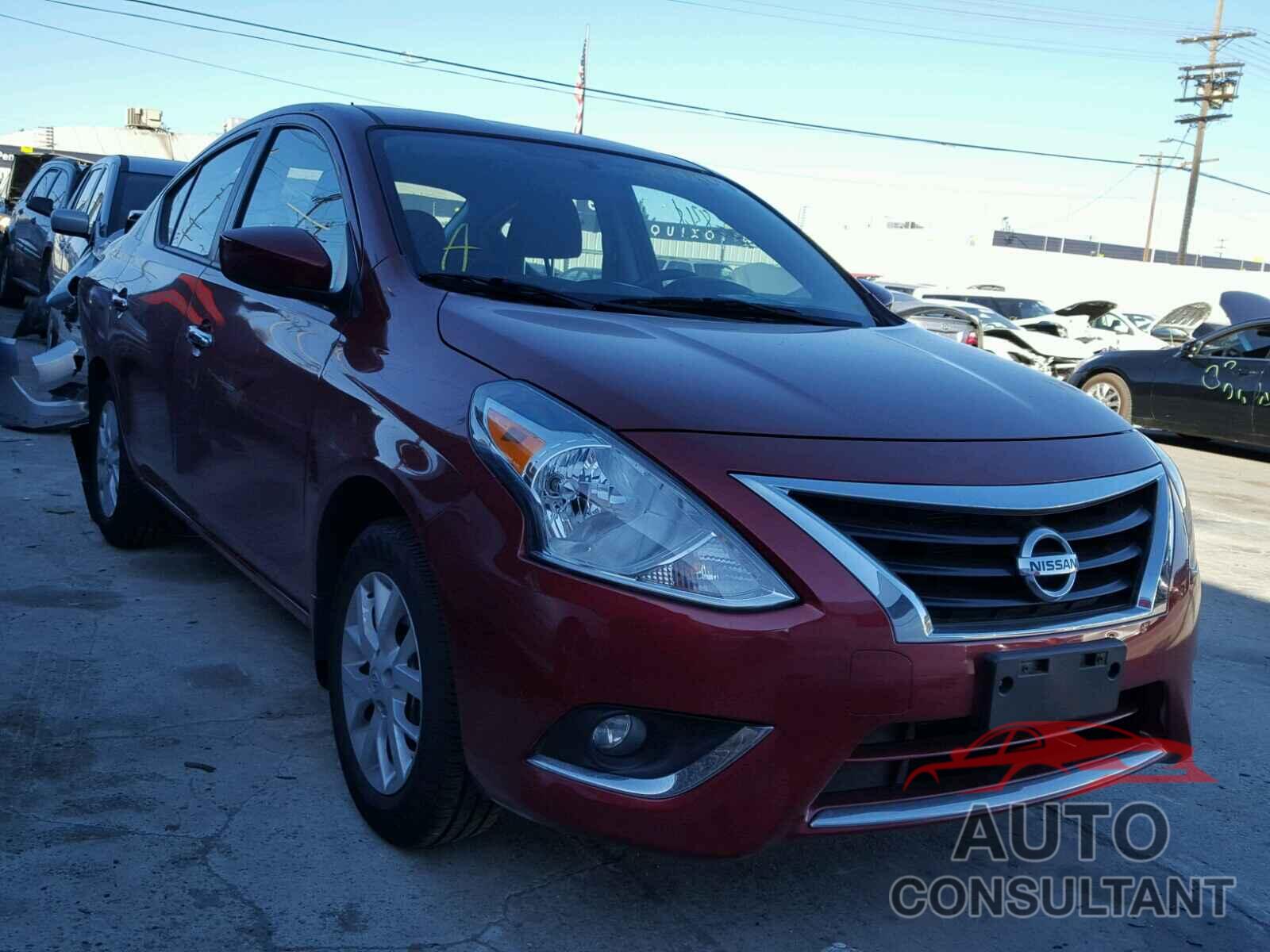 NISSAN VERSA 2017 - 3N1CN7AP1HL829552