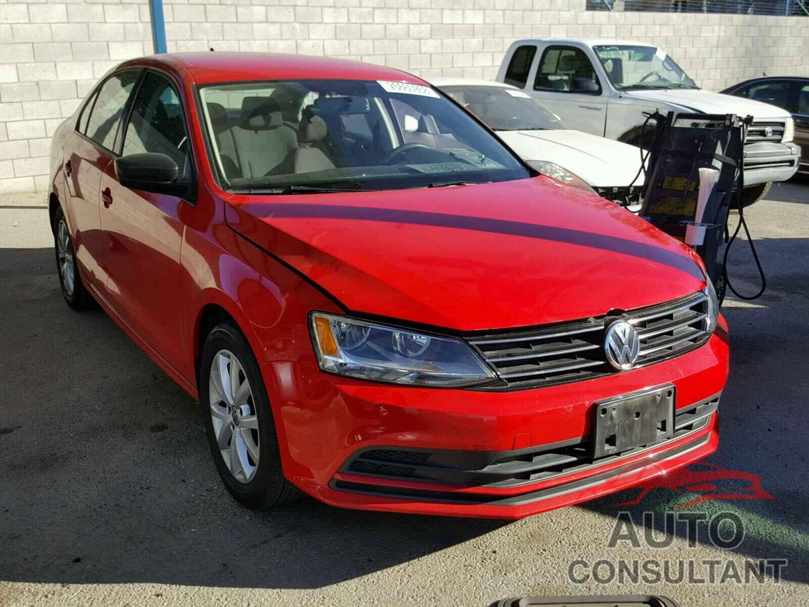 VOLKSWAGEN JETTA 2015 - 3VWD17AJ1FM282666