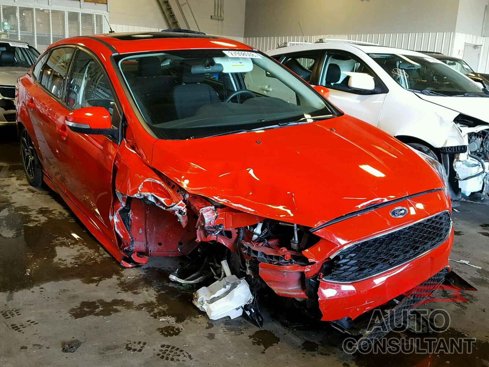 FORD FOCUS 2016 - 1FADP3F2XGL383807