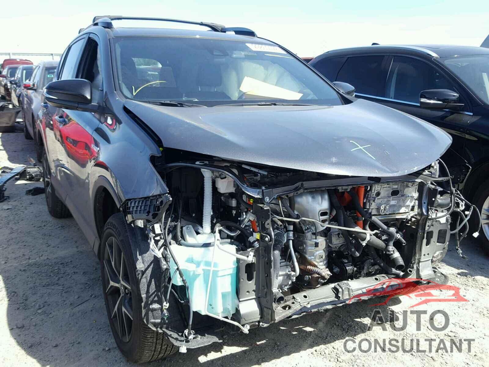 TOYOTA RAV4 2017 - JTMJJREVXHD137350