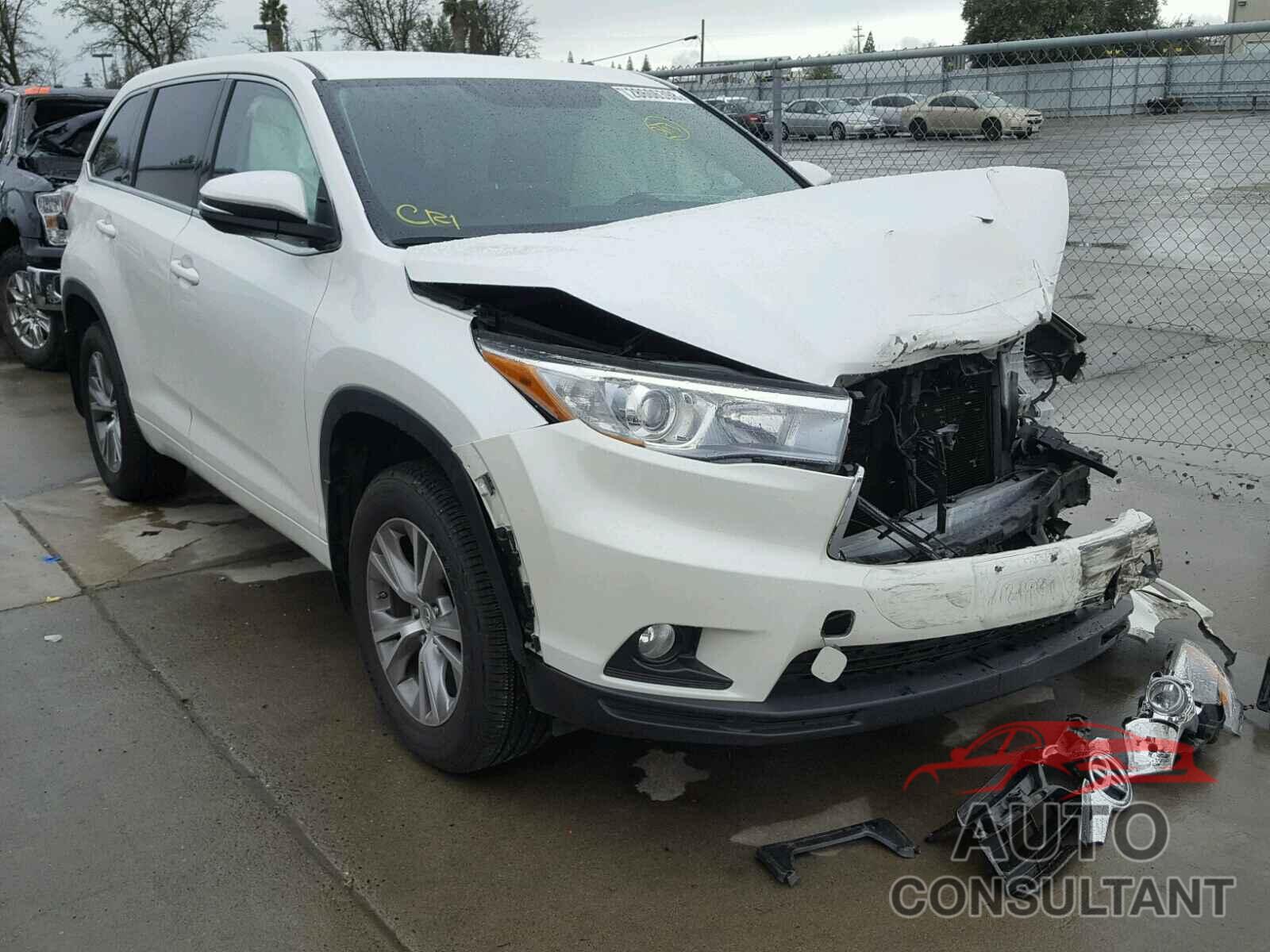 TOYOTA HIGHLANDER 2015 - 5TDBKRFH9FS145855