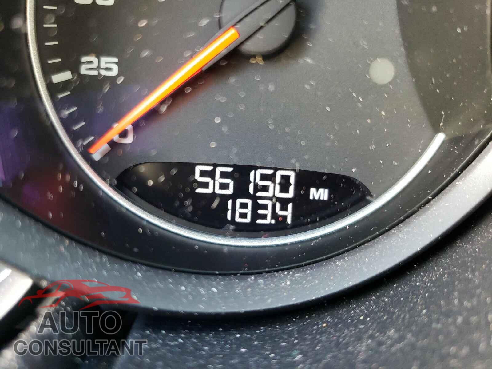 PORSCHE CAYENNE 2016 - WP1AA2A28GLA04057