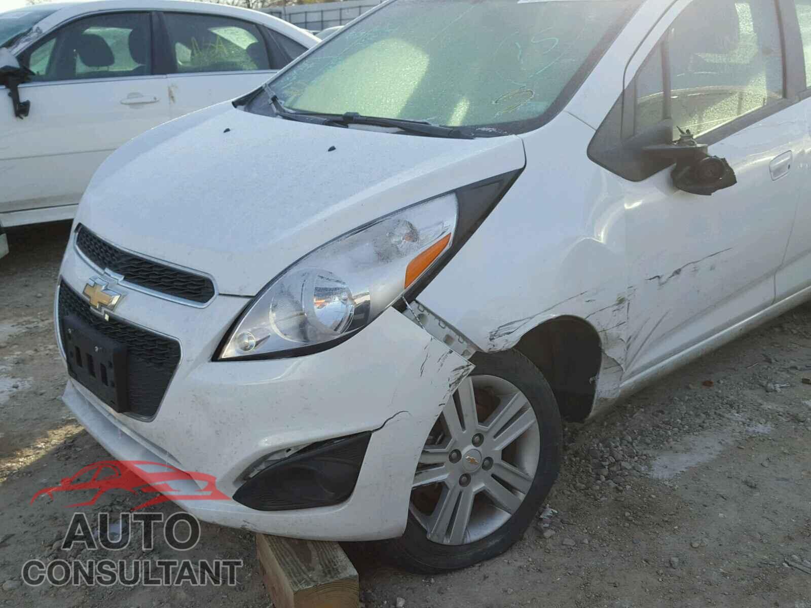 CHEVROLET SPARK 2015 - KL8CA6S99FC711317