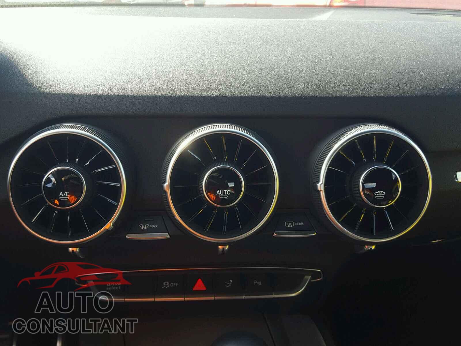 AUDI TT 2017 - TRUT5CFV5H1006066