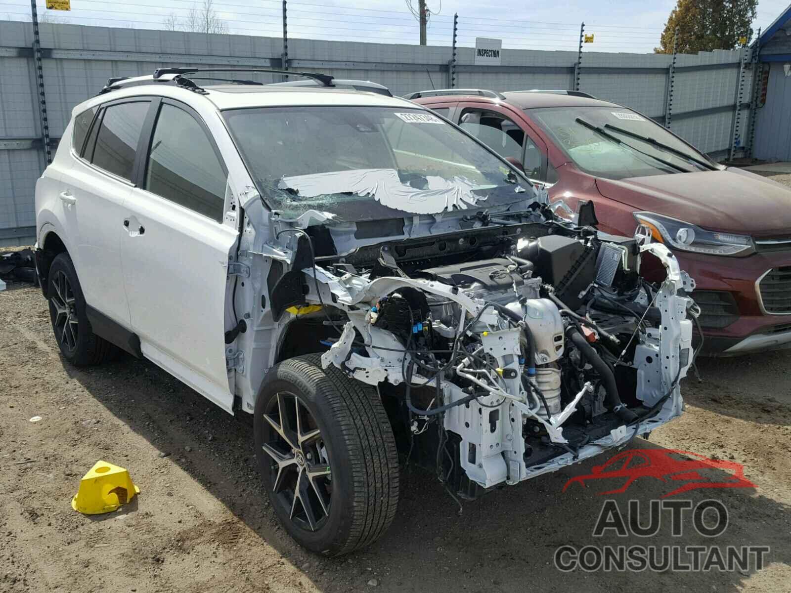 TOYOTA RAV4 2017 - JTMJFREV2HD221082