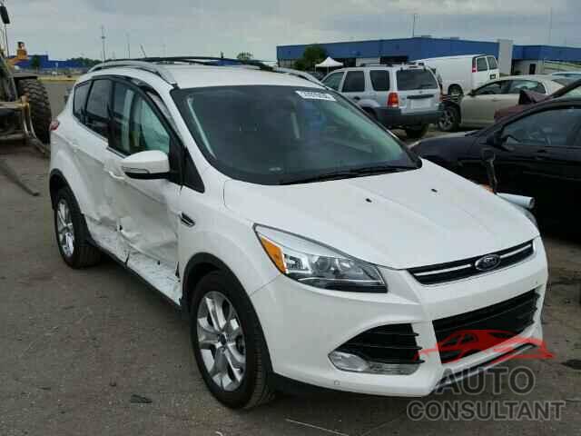 FORD ESCAPE 2015 - 1FMCU9J96FUA60316