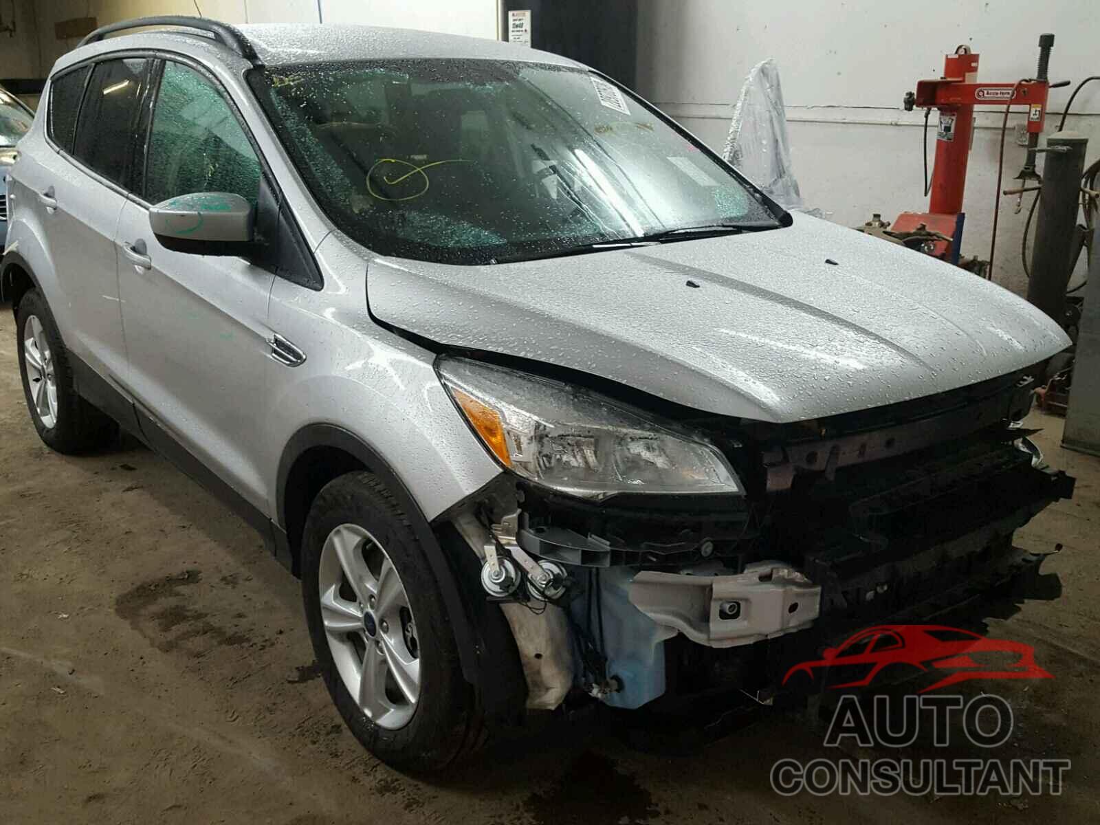 FORD ESCAPE 2015 - 1FMCU9G97FUA08684