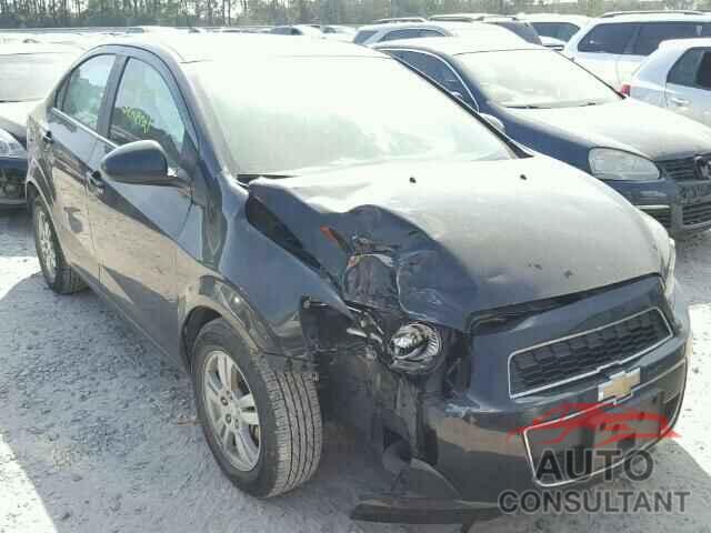 CHEVROLET SONIC 2015 - 1G1JC5SB5F4139767