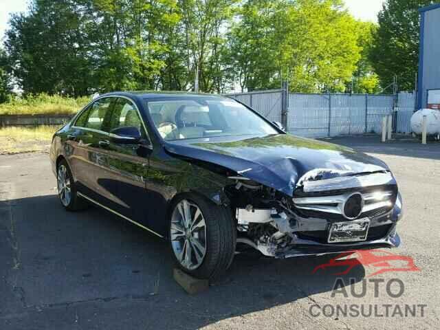 MERCEDES-BENZ C300 2015 - 55SWF4KB5FU028562