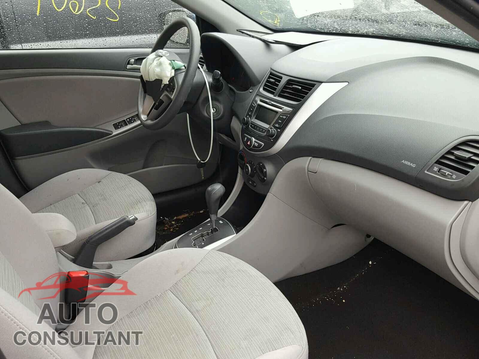 HYUNDAI ACCENT 2016 - KMHCT4AE7GU117028