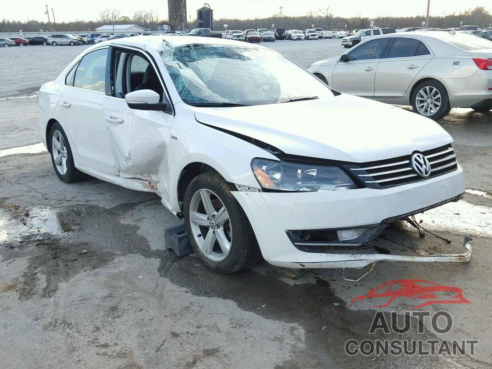 VOLKSWAGEN PASSAT 2015 - 1VWAT7A32FC114082