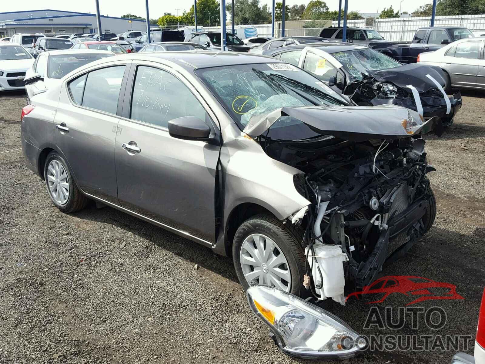 NISSAN VERSA 2017 - 3N1CN7AP6HK417407