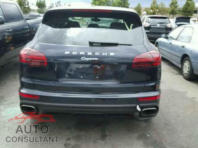 PORSCHE CAYENNE 2016 - WP1AA2A28GLA10988