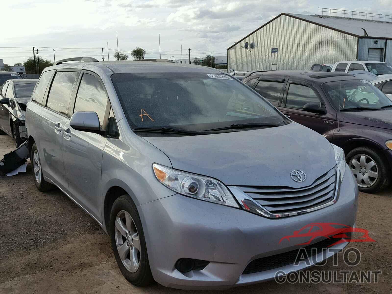 TOYOTA SIENNA 2015 - 5TDKK3DC7FS638356