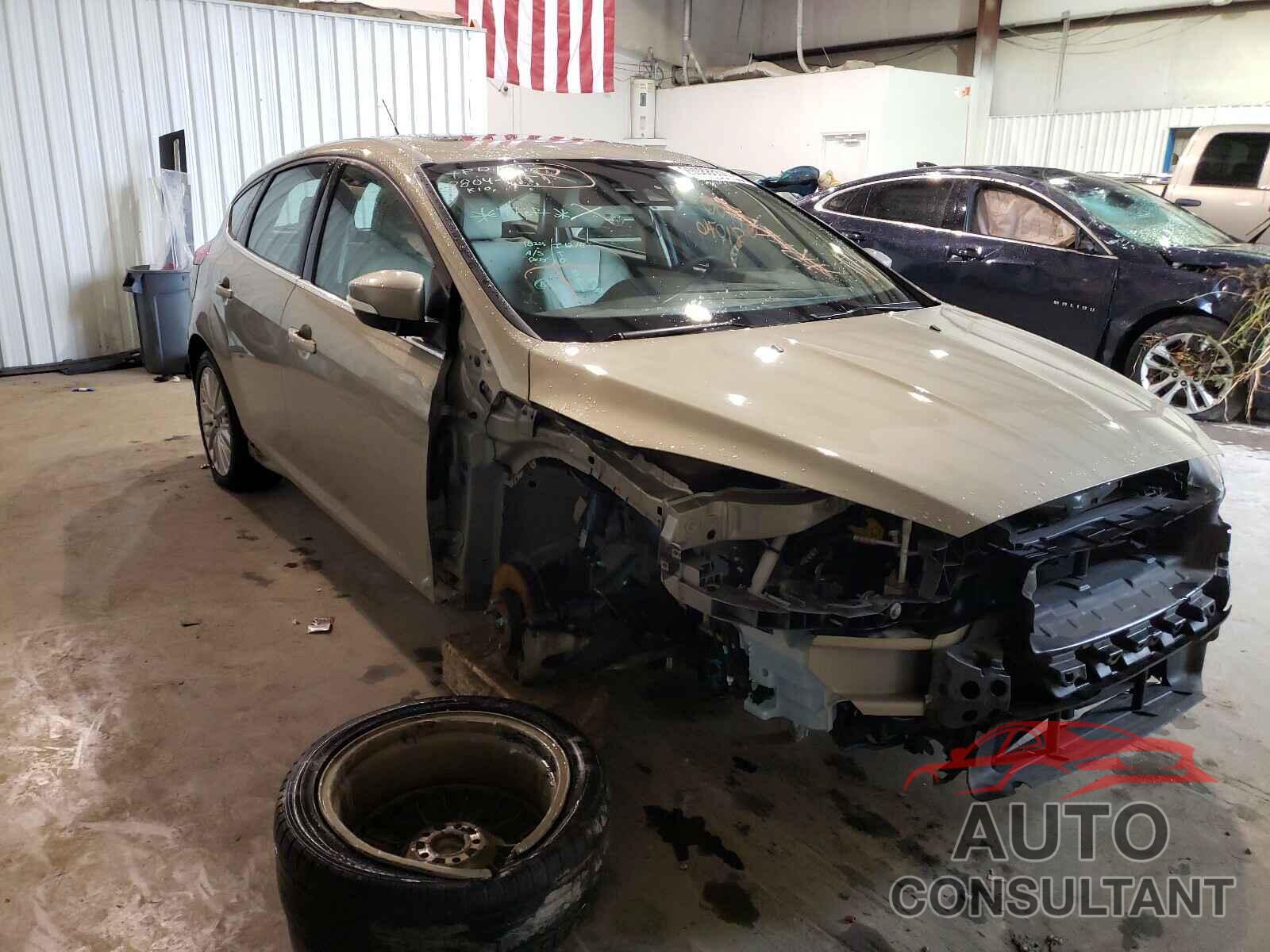 FORD FOCUS 2016 - 1FADP3N27GL274027