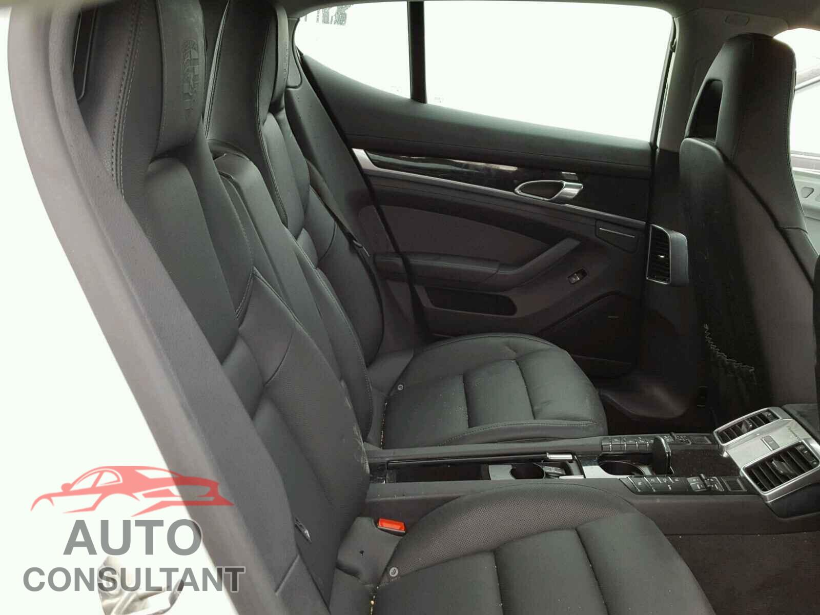 PORSCHE PANAMERA 2016 - WP0AA2A70GL005815