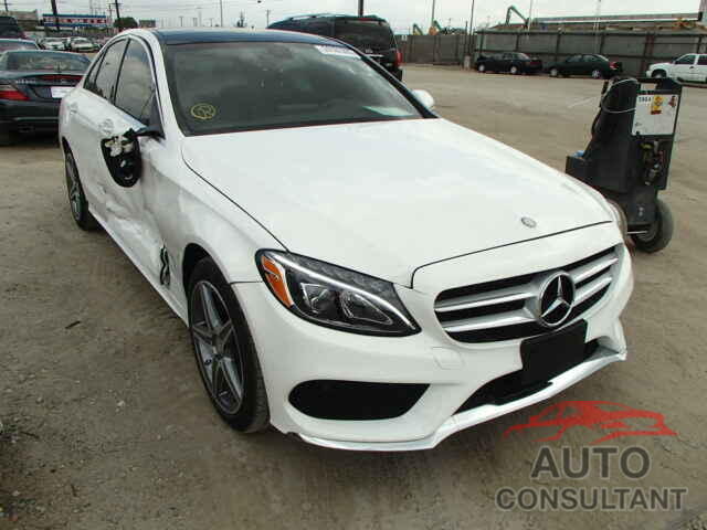 MERCEDES-BENZ C300 2015 - 55SWF4KB0FU029893
