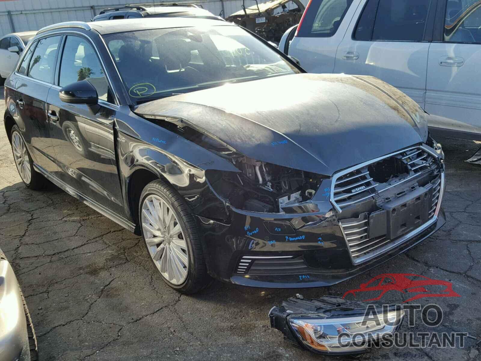 AUDI A3 2017 - WAUSPBFF9HA039569