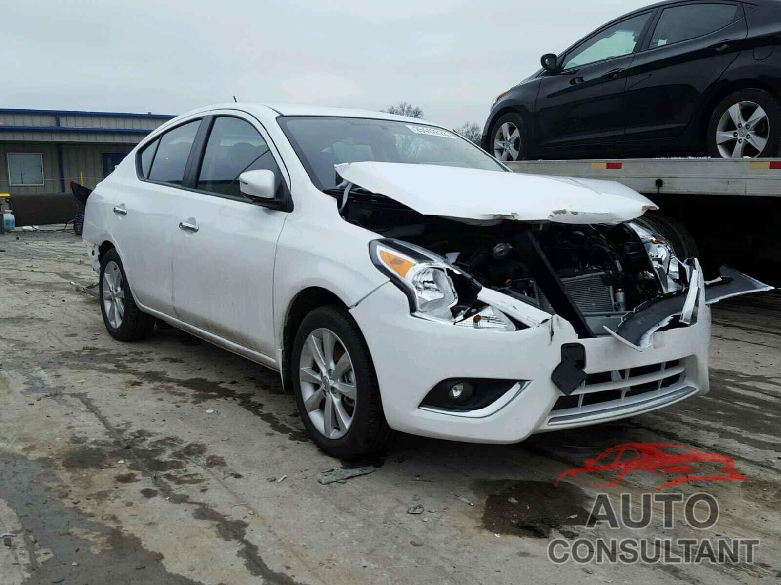 NISSAN VERSA 2017 - 3N1CN7AP4HL890166