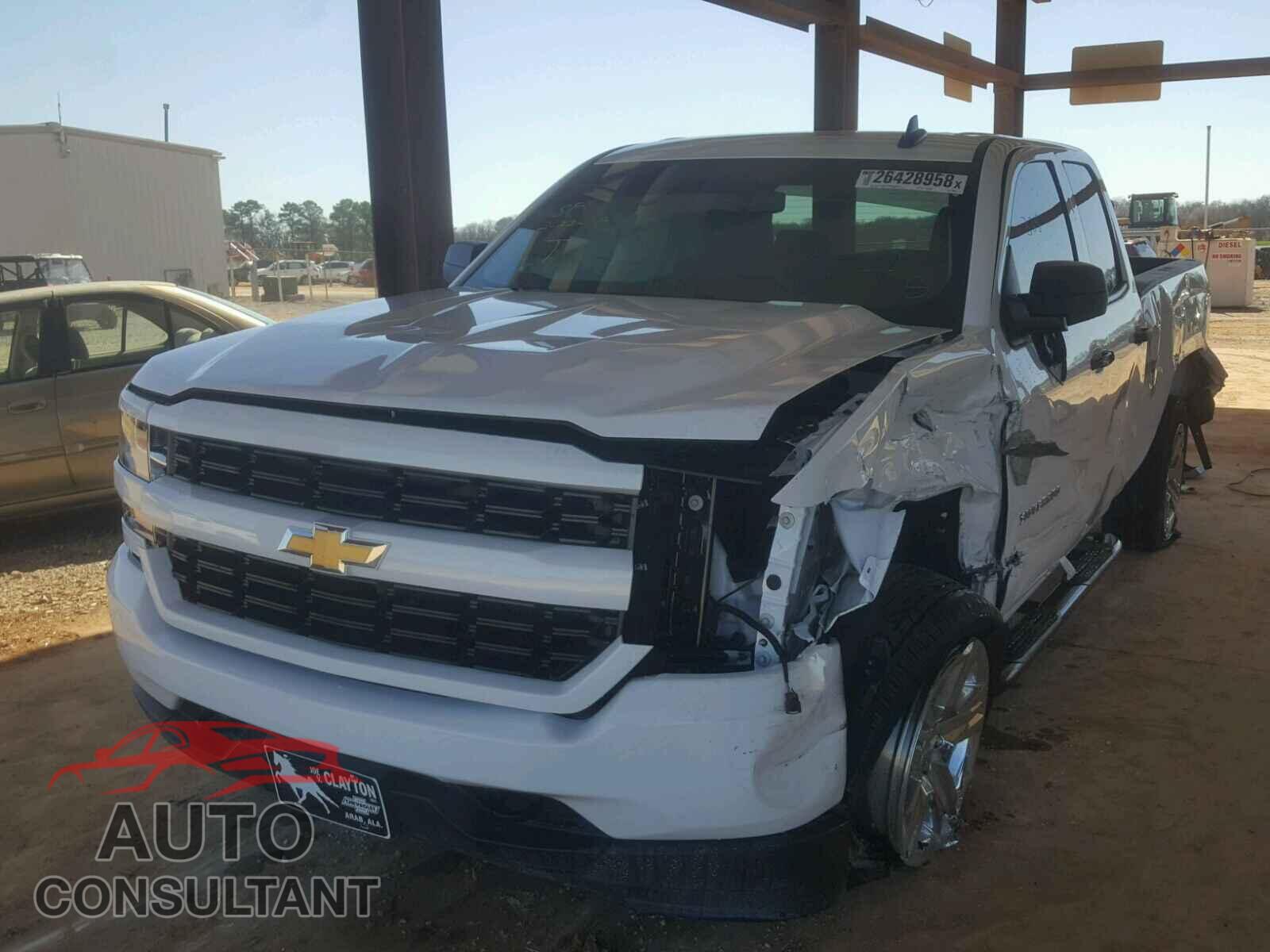 CHEVROLET SILVERADO 2017 - 1GCRCPEC8HZ360649