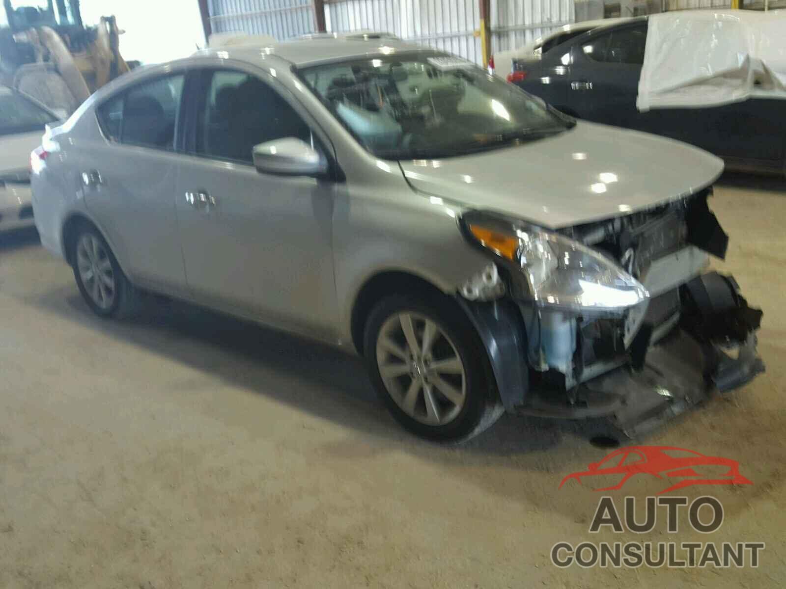 NISSAN VERSA 2015 - 3N1CN7AP2FL801210