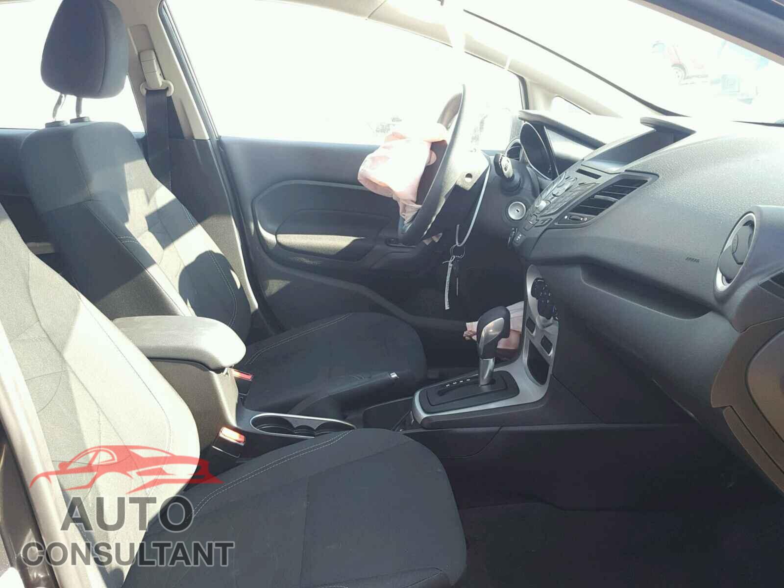 FORD FIESTA 2017 - 3FADP4EJ2HM104008
