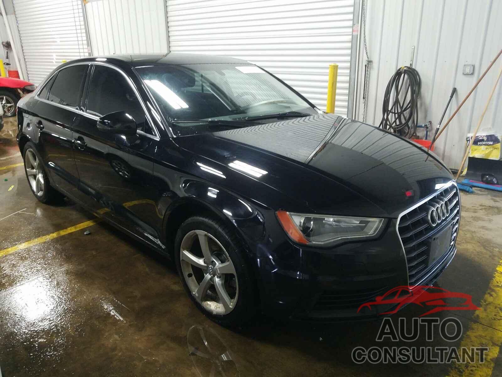 AUDI A3 2015 - WAUACGFF1F1011945