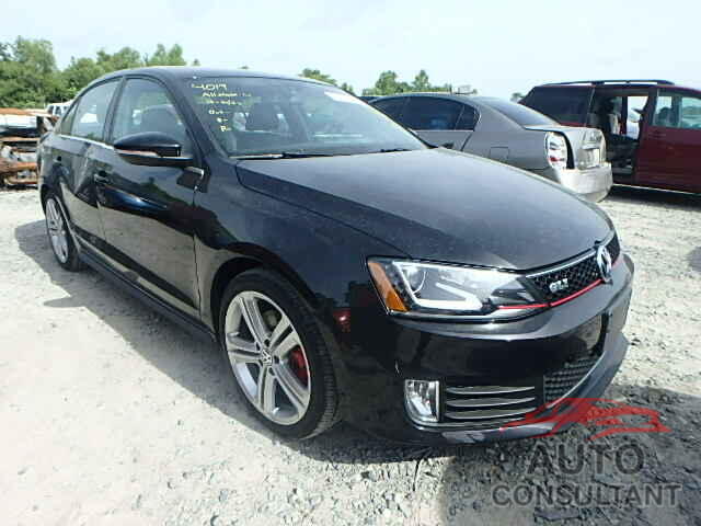 VOLKSWAGEN JETTA 2015 - 3VW5S7AJ2FM348885