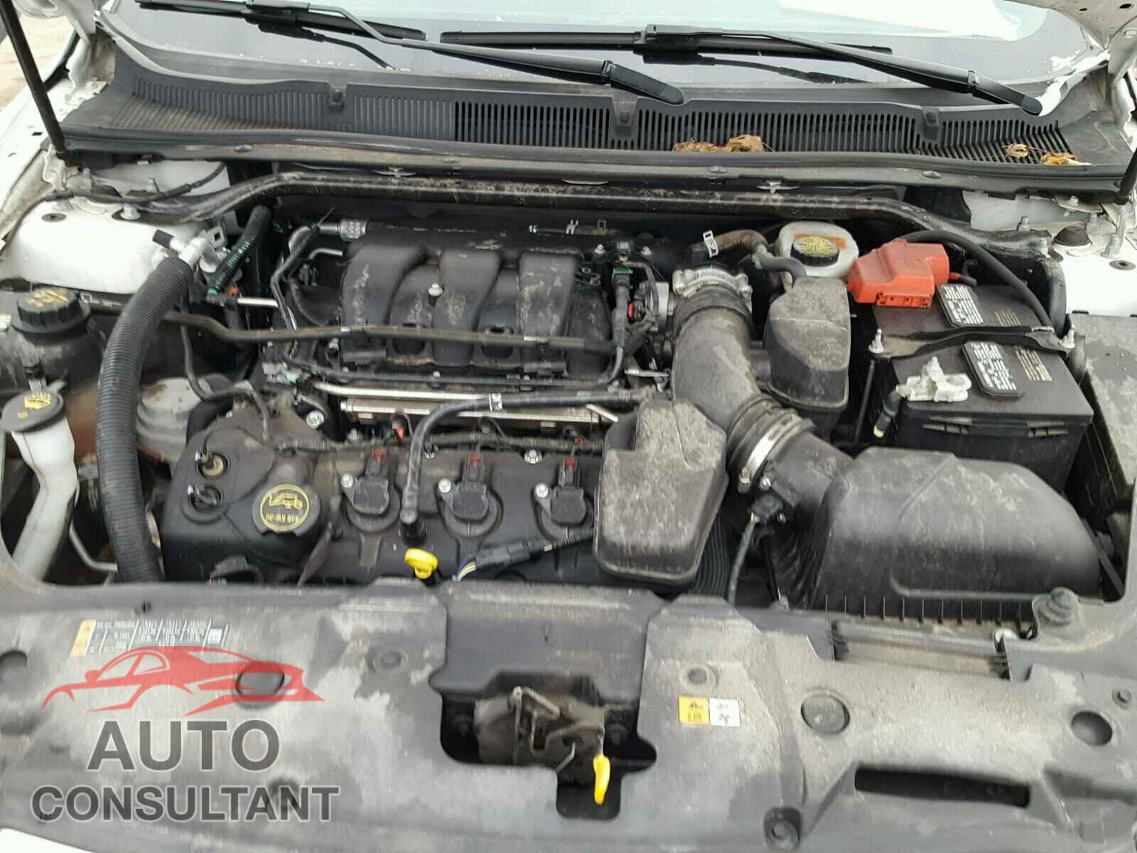 FORD TAURUS 2015 - 1FAHP2E85FG125512