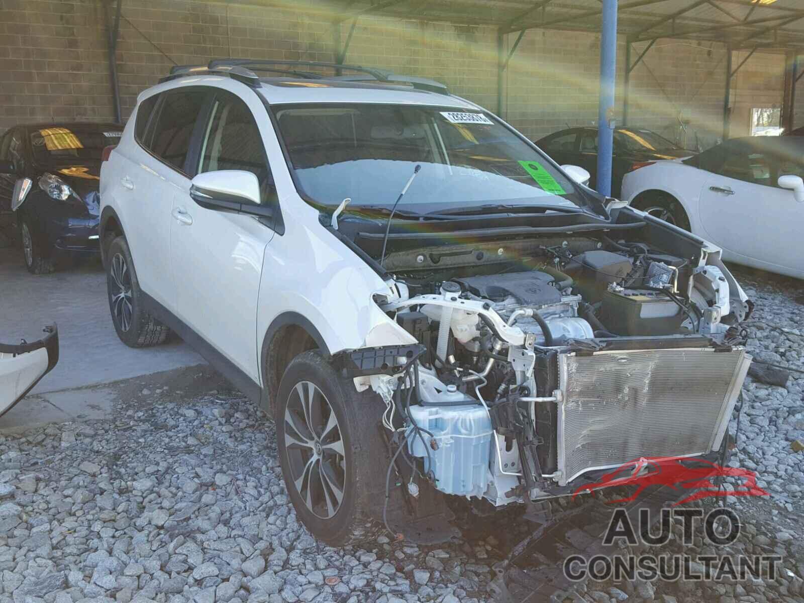 TOYOTA RAV4 2015 - JTMYFREV1FD056203