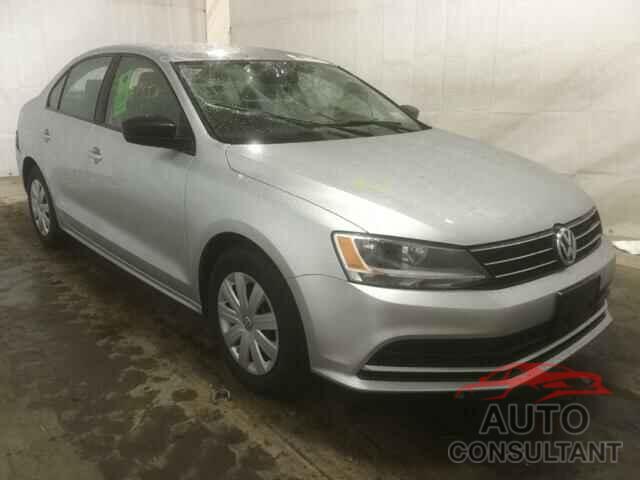 VOLKSWAGEN JETTA 2015 - 3VW2K7AJ7FM411028
