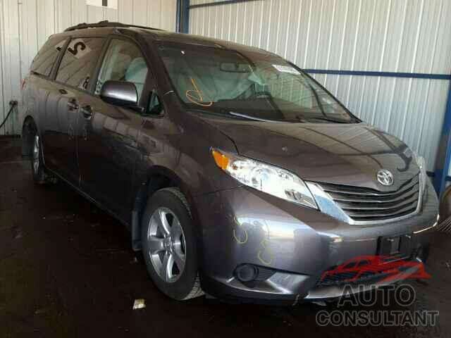 TOYOTA SIENNA 2015 - 5TDKK3DC4FS641330