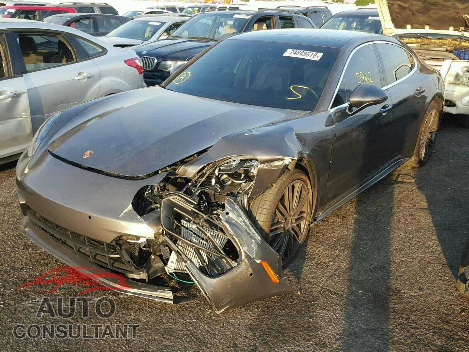 PORSCHE PANAMERA 2017 - WP0AB2A75HL122174