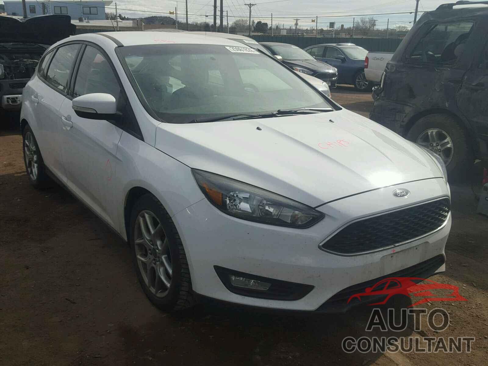 FORD FOCUS 2015 - 1FADP3K24FL255762