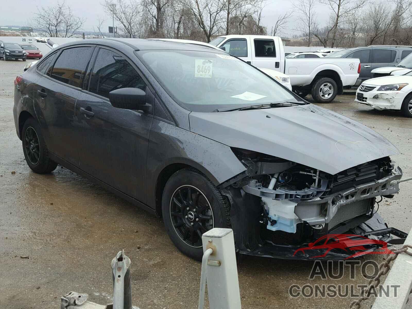 FORD FOCUS 2017 - 1FADP3E21HL324714