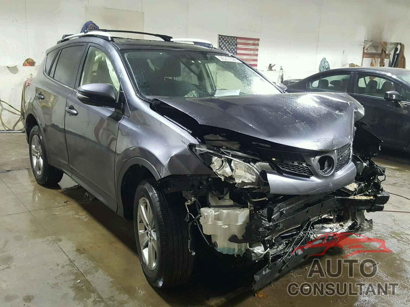 TOYOTA RAV4 2015 - JTMRFREV7FD129188