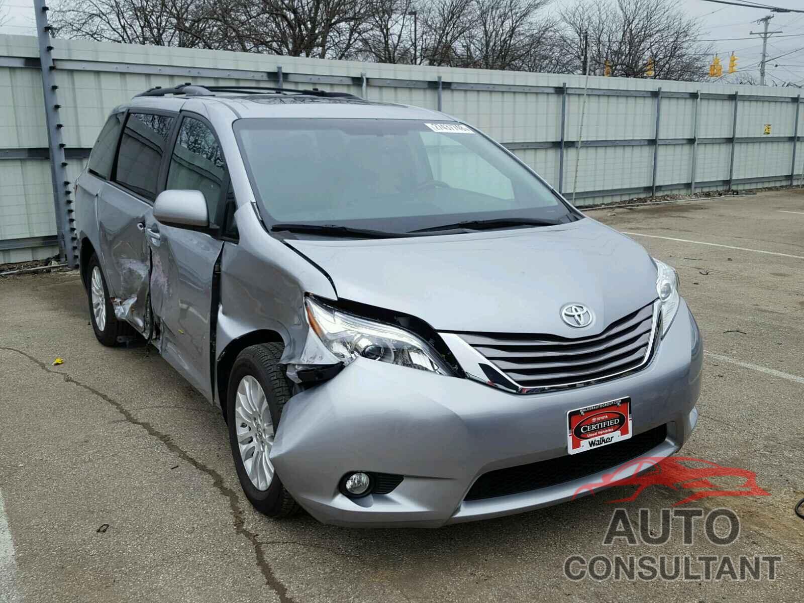 TOYOTA SIENNA 2015 - 5TDYK3DC5FS597932