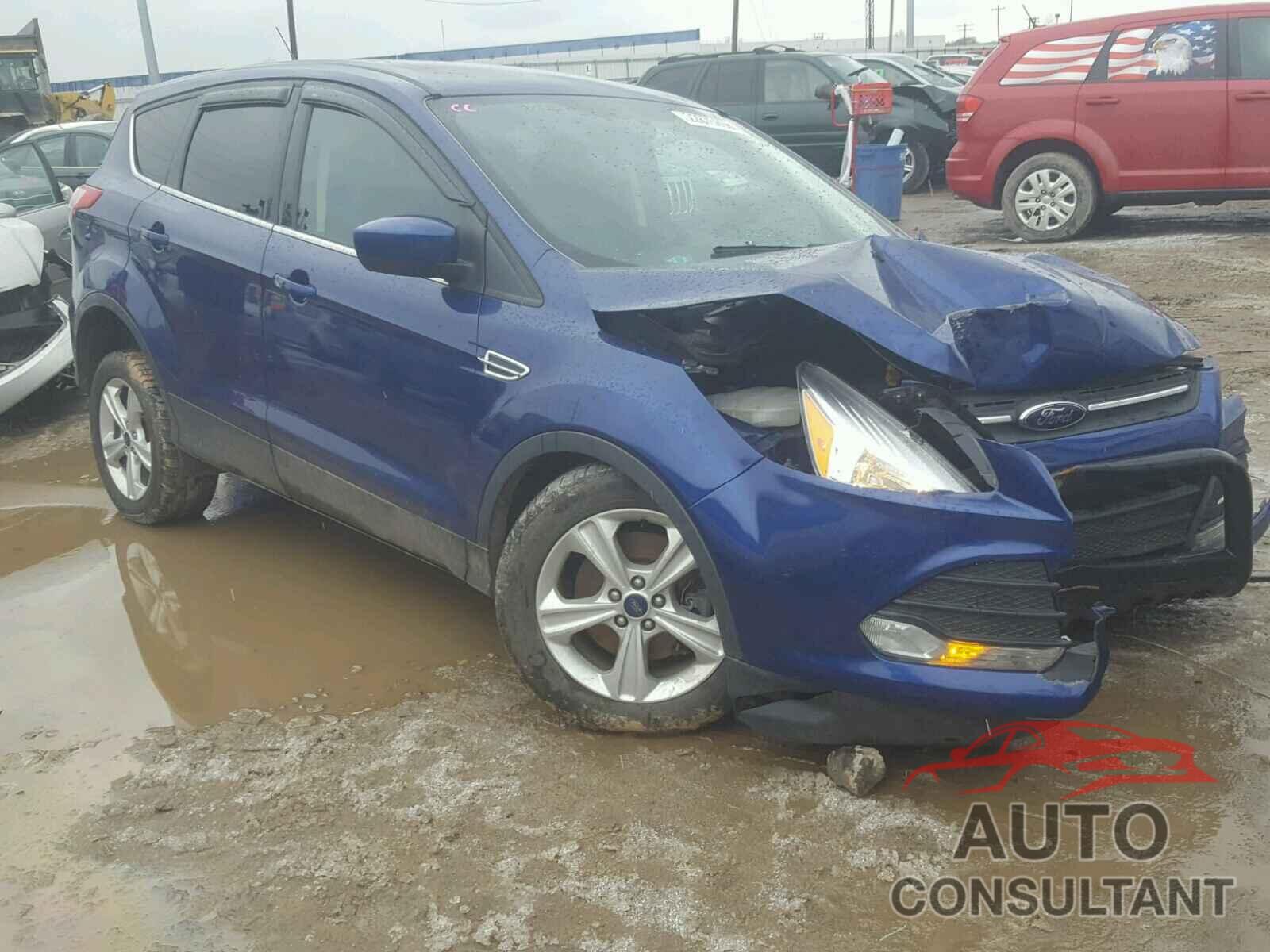 FORD ESCAPE 2015 - 1FMCU9G9XFUA67972
