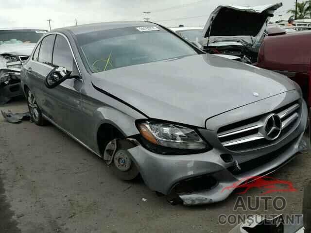 MERCEDES-BENZ C300 2015 - 55SWF4KB4FU023921