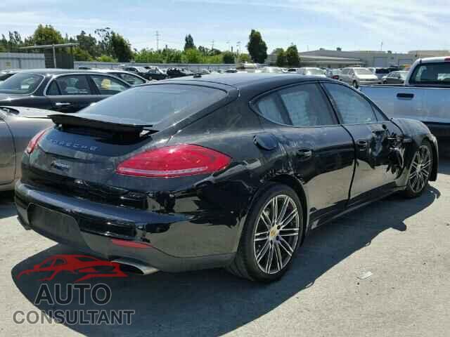 PORSCHE PANAMERA 2015 - WP0AA2A74FL005413