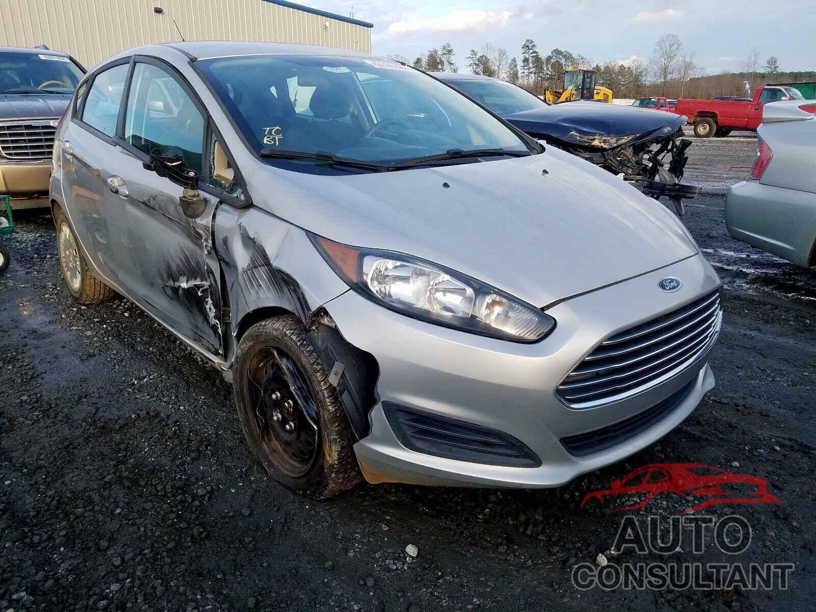 FORD FIESTA 2016 - 4T1BF1FK8GU132332